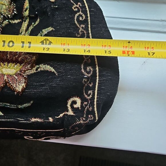 Vintage Tapestry Handbag With Floral Design - Picture 8 of 10